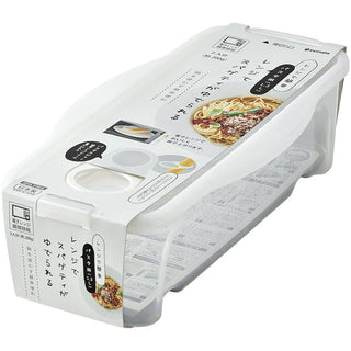 Microwave Oven Cooking Noodle Box